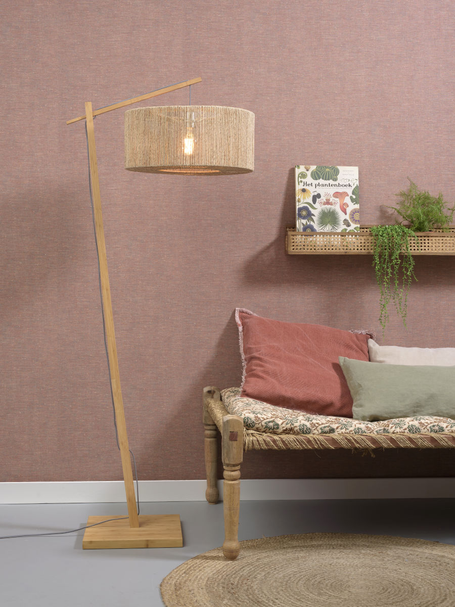 Lampadaire Iguazu en Bambou naturel au design naturel par Good & Mojo